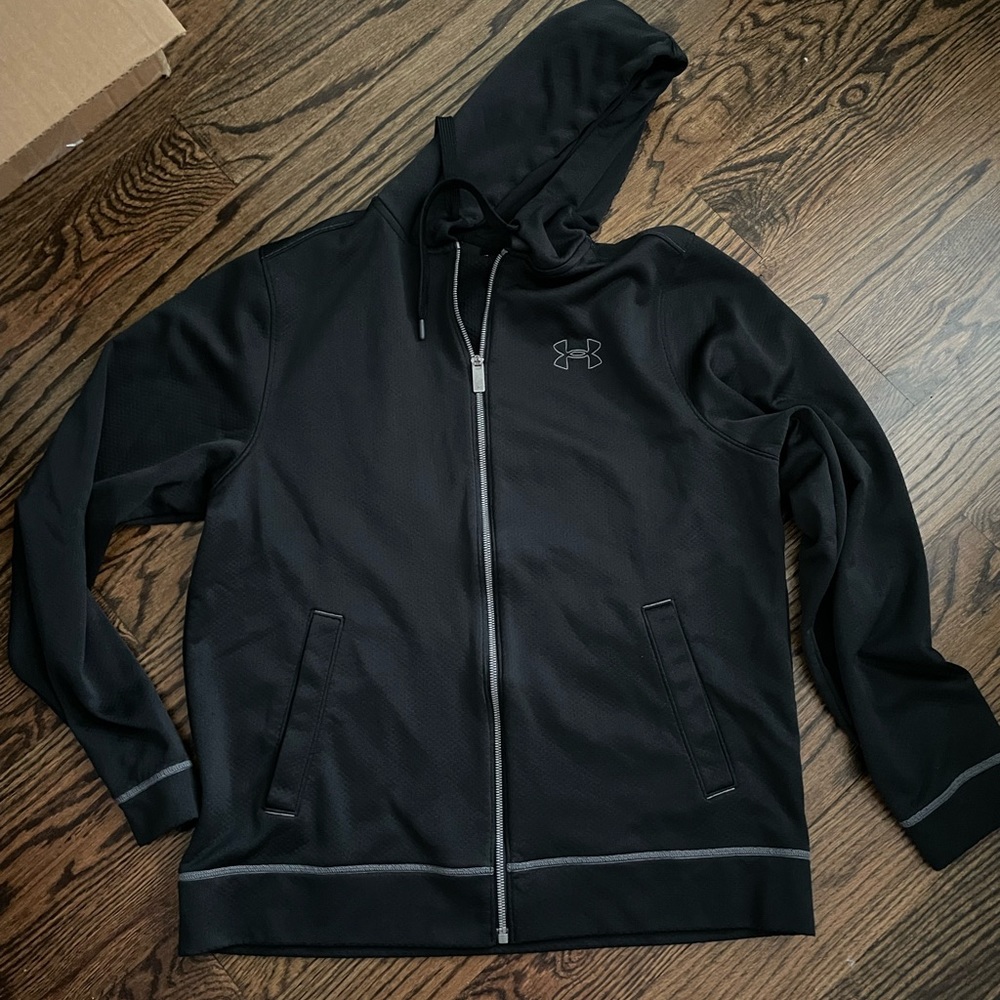 Men’s Under Armour Black Zip Up Hoodie